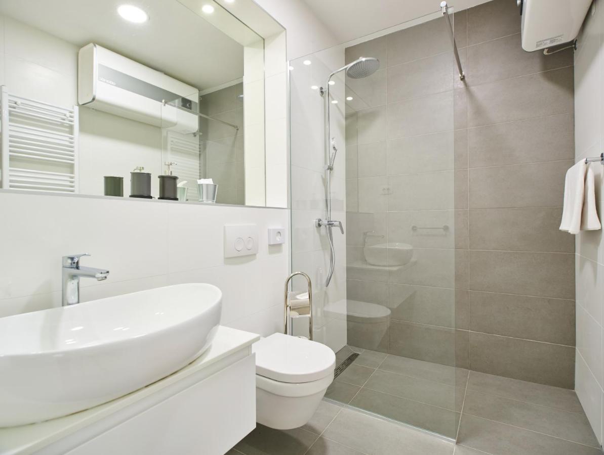 Bed Of Roses Apt 1, Luxury, Designer Decorated زغرب المظهر الخارجي الصورة