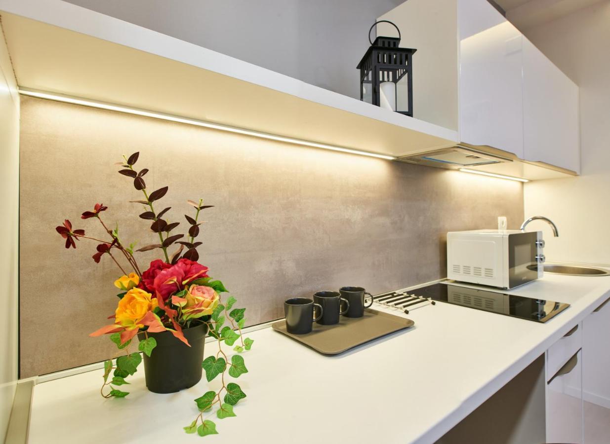 Bed Of Roses Apt 1, Luxury, Designer Decorated زغرب المظهر الخارجي الصورة
